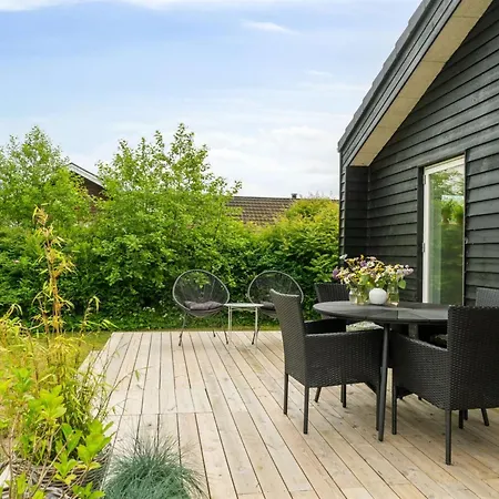 Sys - 150m From The Sea By Interhome