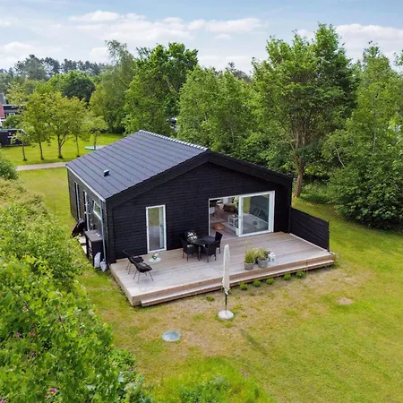 Sys - 150m From The Sea By Interhome 度假居