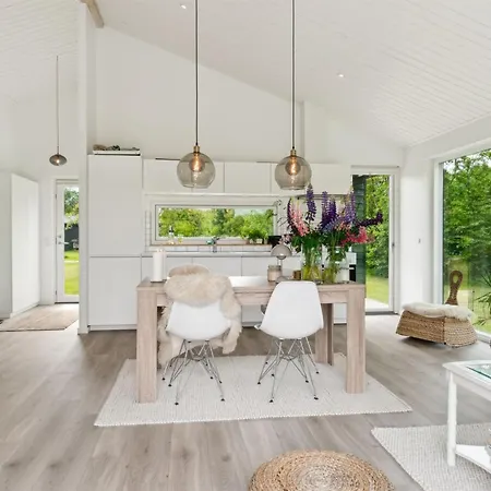 度假居 Sys - 150m From The Sea By Interhome 克内贝尔